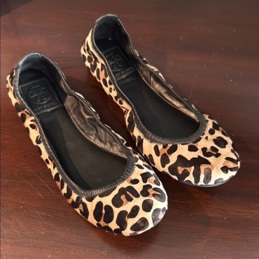 Tory Burch leather and Leopard Print (hair) flats